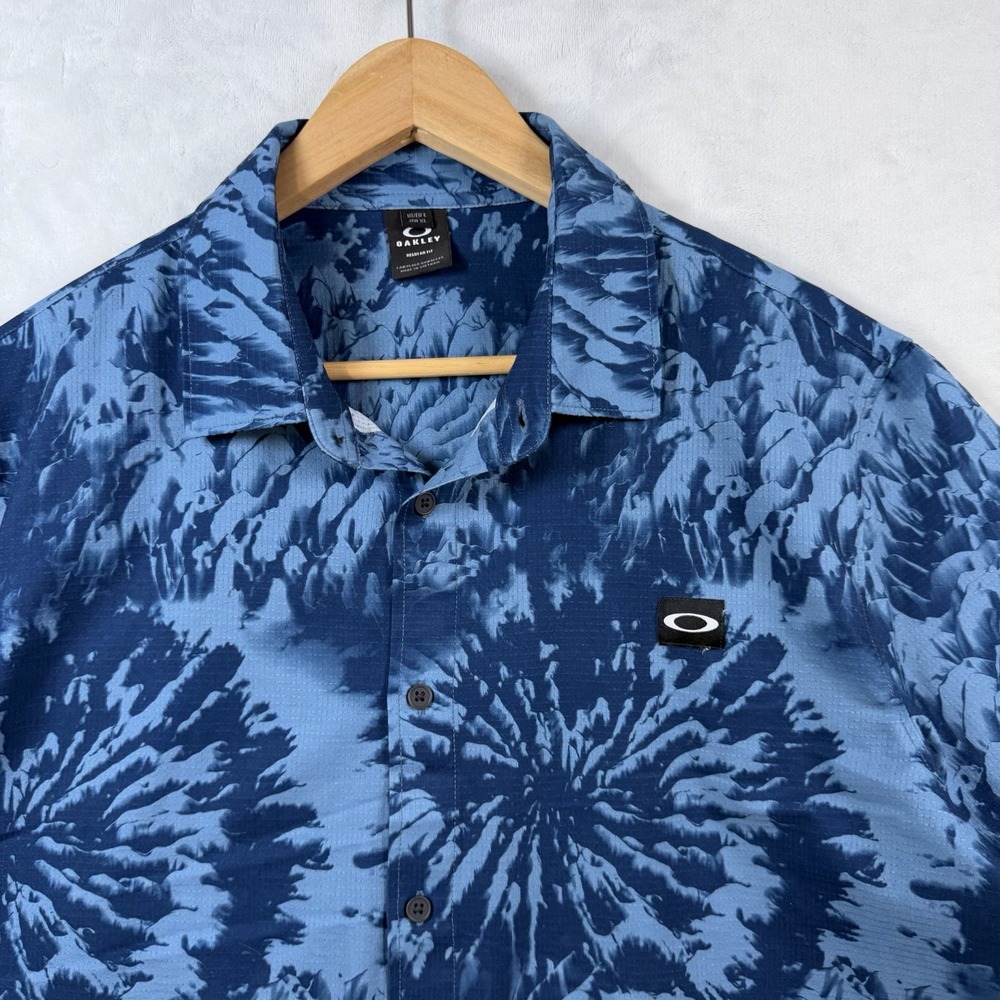 Oakley Shirt Mens XL Blue Mountain Dye Woven Button Up Ripstop Performance